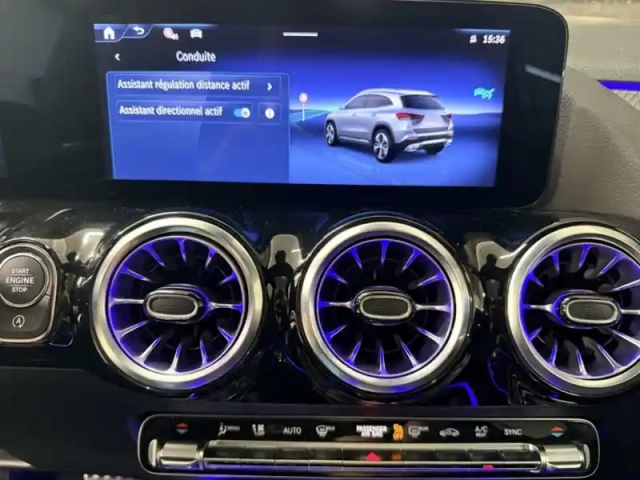 Mercedes Gla 200 d amg line — photo 40