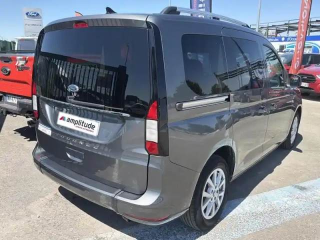 Ford Tourneo Connect 1.5 ecoboost 114 ch titanium tpmr — photo 5