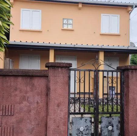 Maison F6 à étage sur Bras-Panon 974 réunion