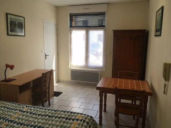 Studio 1 pièce 24 m²