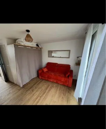 Studio talmont de mi septembre à juin