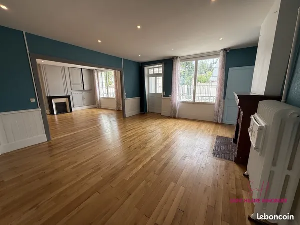 Maison 9 pièces 240 m²