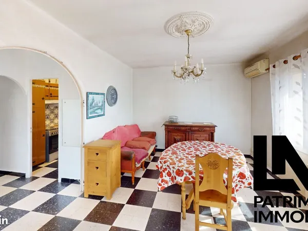 Propriété 5 pièces 77 m²