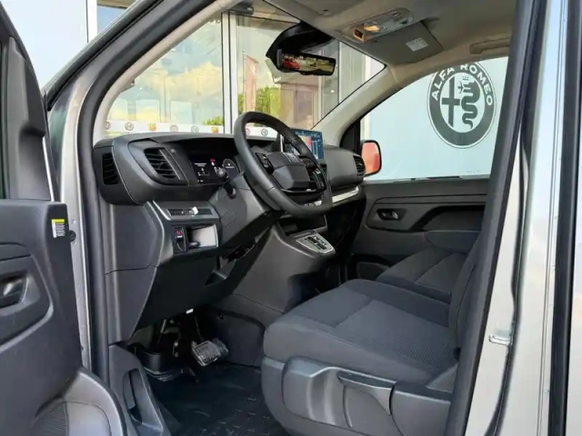 Fiat Scudo fg xl 2.2 diesel 150ch cabine approfondie fixe pack premium connect automatique — photo 10
