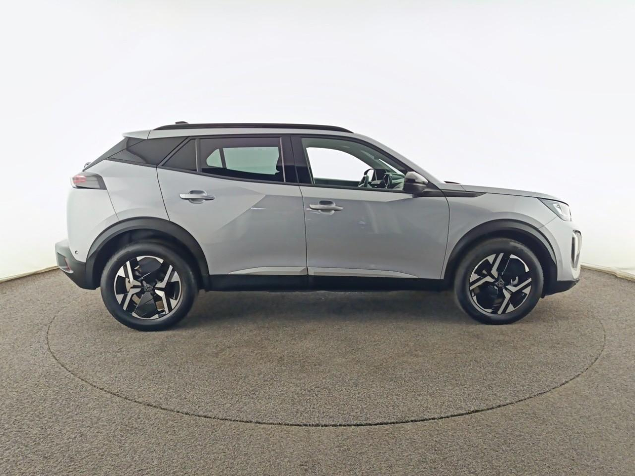 Peugeot 2008 puretech 130 s&s eat8 allure — photo 4