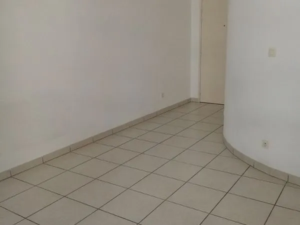 Vends studio Marseille Timone
