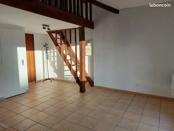 Studio 1 pièce 30 m²