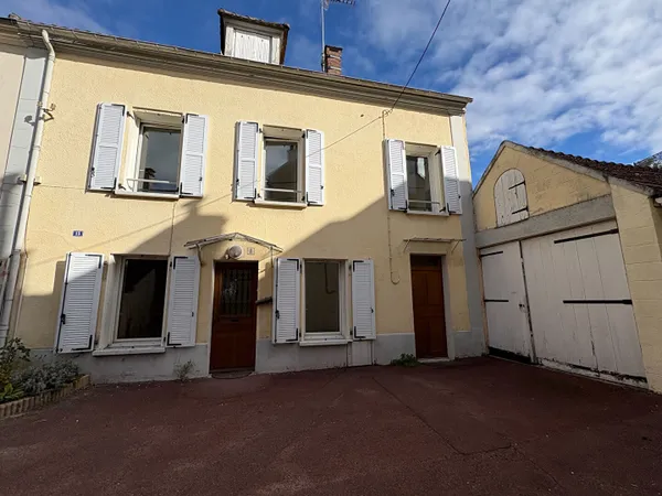 Maison à vendre sur la commune de L'Isle Adam - 3 chambres, 103m²