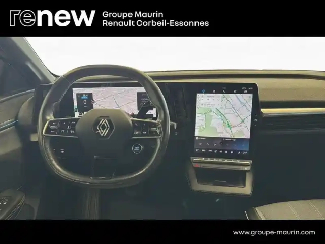 Renault Megane e-tech electric ev60 220ch techno optimum charge — photo 14