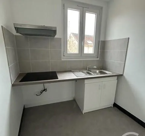 Studio 1 pièce 25 m²