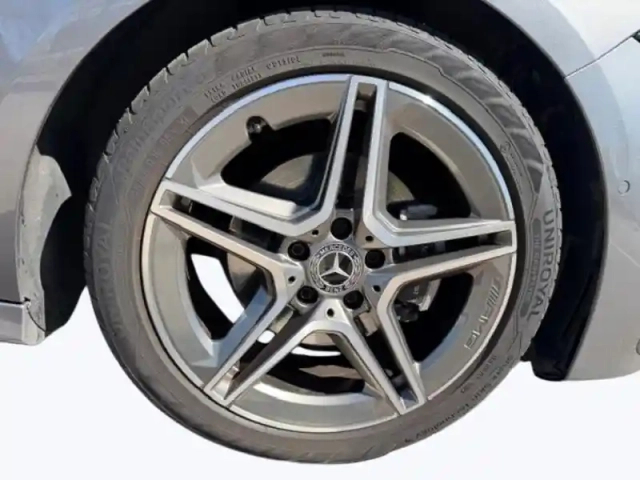 Mercedes Classe A 200 amg line — photo 9