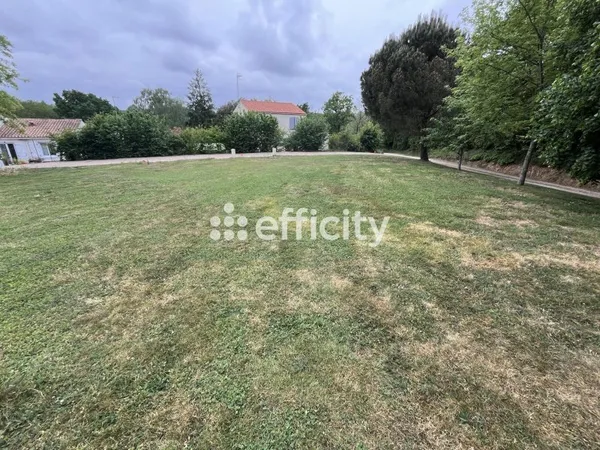 Terrain 526 m²