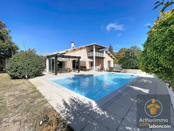 Maison 5 pièces 168 m²