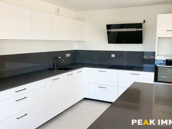 Appartement T6 - 208 m² - 01630 SAINT-GENIS-POUILLY