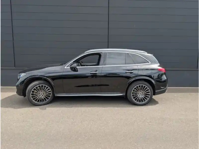 Mercedes Glc 300 e  hybrid eq 4matic — photo 2