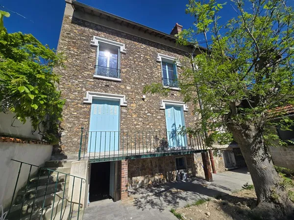 Maison Corbeil Essonnes 11 pièce(s) 190 m2