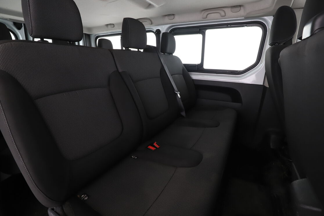 Renault Trafic Combi 2.0 dCi Energy L2 Zen — photo 13