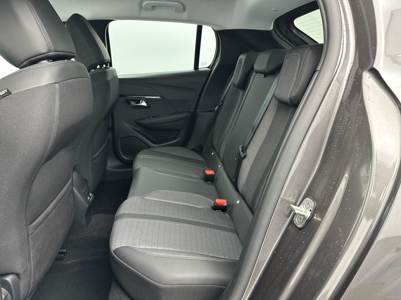 Peugeot 208 puretech 100 s&s bvm6 allure — photo 13