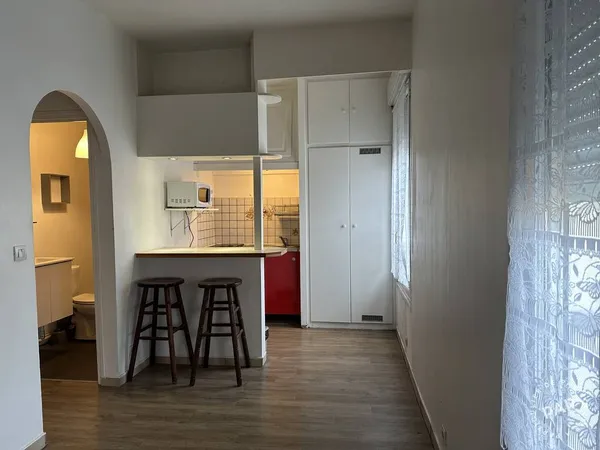 Studio 1 pièce 22 m²