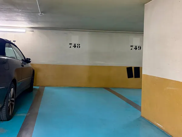Parking 10 m²