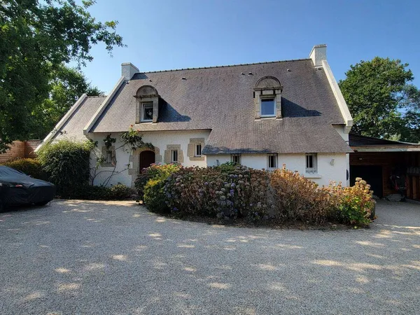 Maison 8 pièces 225 m²