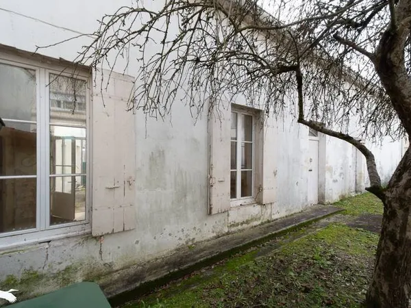 Immeuble 215 m²