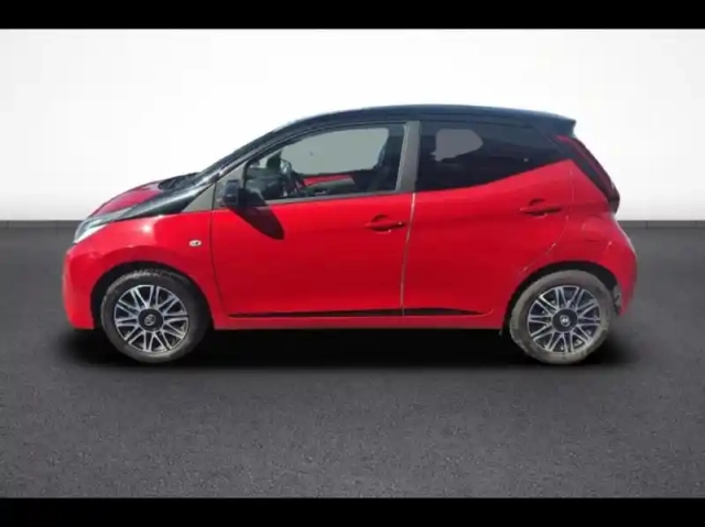 Toyota Aygo 1.0 vvt-i 72ch x-clusiv my21 — photo 3