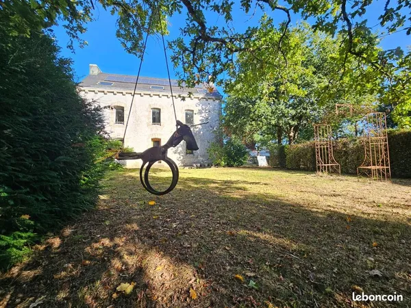 Propriété 7 pièces 237 m²