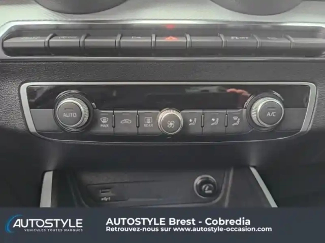 Audi Q2 1.6 tdi 116ch design luxe — photo 30