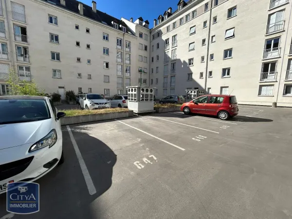 Stationnement Location Tours 57€