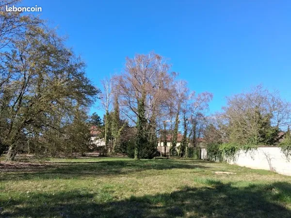Terrain 300 m² Pont De Cheruy