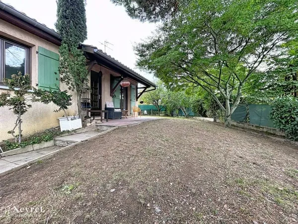 Maison de plain-pied 5 pièces 120 m²