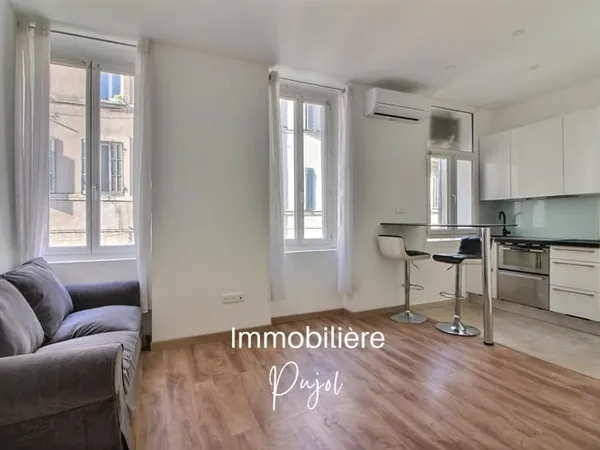 Baille -Timone 13005 - T1/2 meublé et climatisé