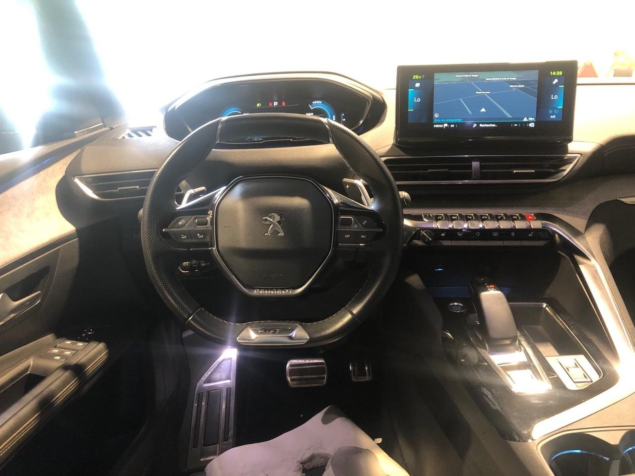 Peugeot 3008 hybrid 225 e-eat8 gt — photo 12