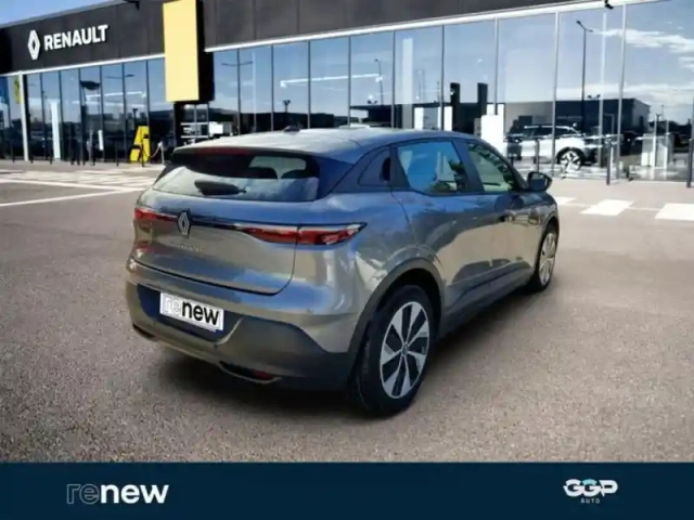 Renault Megane e-tech electric ev60 130ch evolution er super charge — photo 2