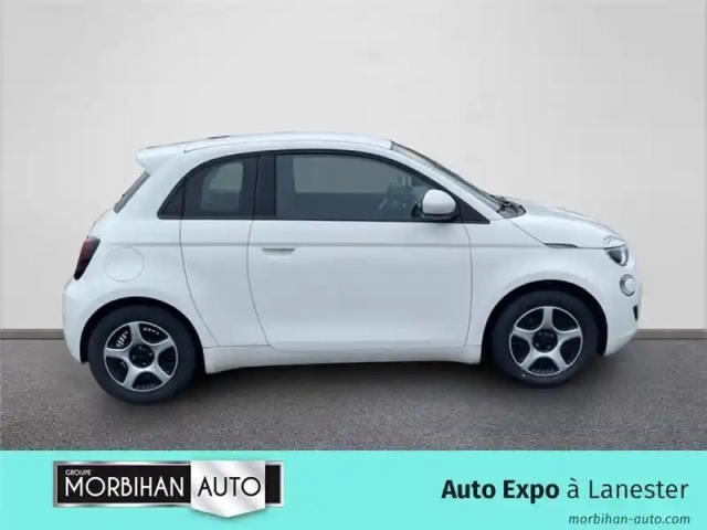 Fiat 500 3+1 e 95 ch — photo 132