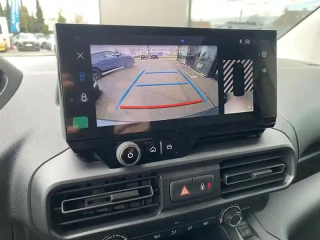Peugeot Partner m diesel 130ch automatique pack premium connect — photo 27