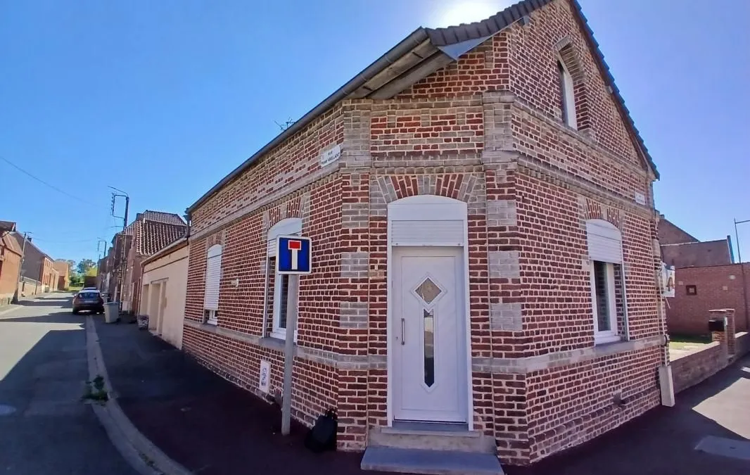 Photo 1