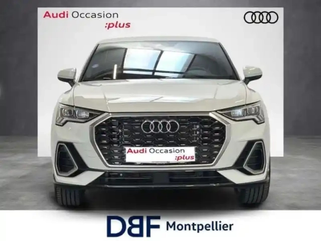 Audi Q3 35 tfsi 150 ch s line — photo 7