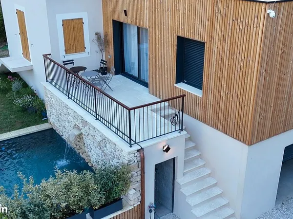 Maison neuve de 2026, RE 2020, à l'ambiance provençale et moderne avec piscine creusée 6 x 3 m