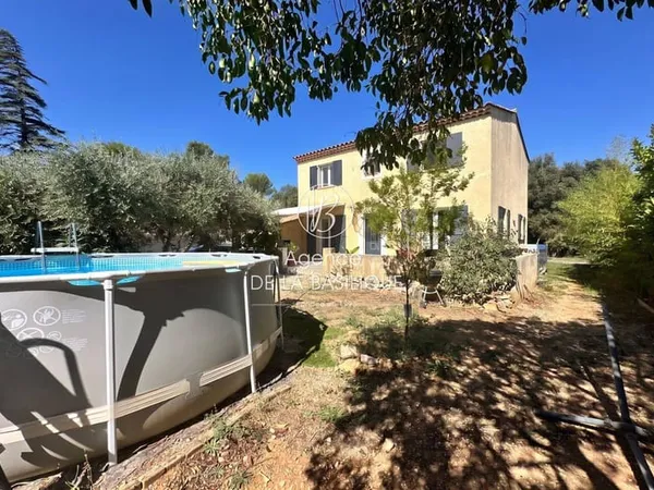 Villa 6 pièces 121 m²