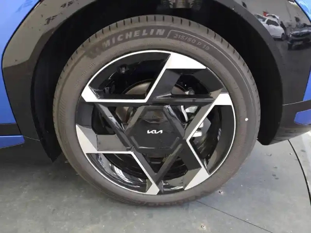 Kia Ev4 204 ch autonomie longue 81.4 kwh — photo 29