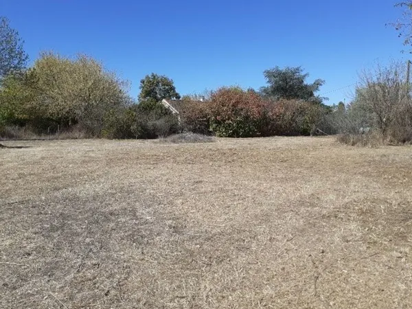 terrain 3456 m2 à 100224 euros pour bâtir maison