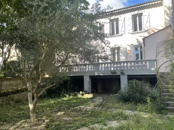Maison de ville 8 pièces 160 m²
