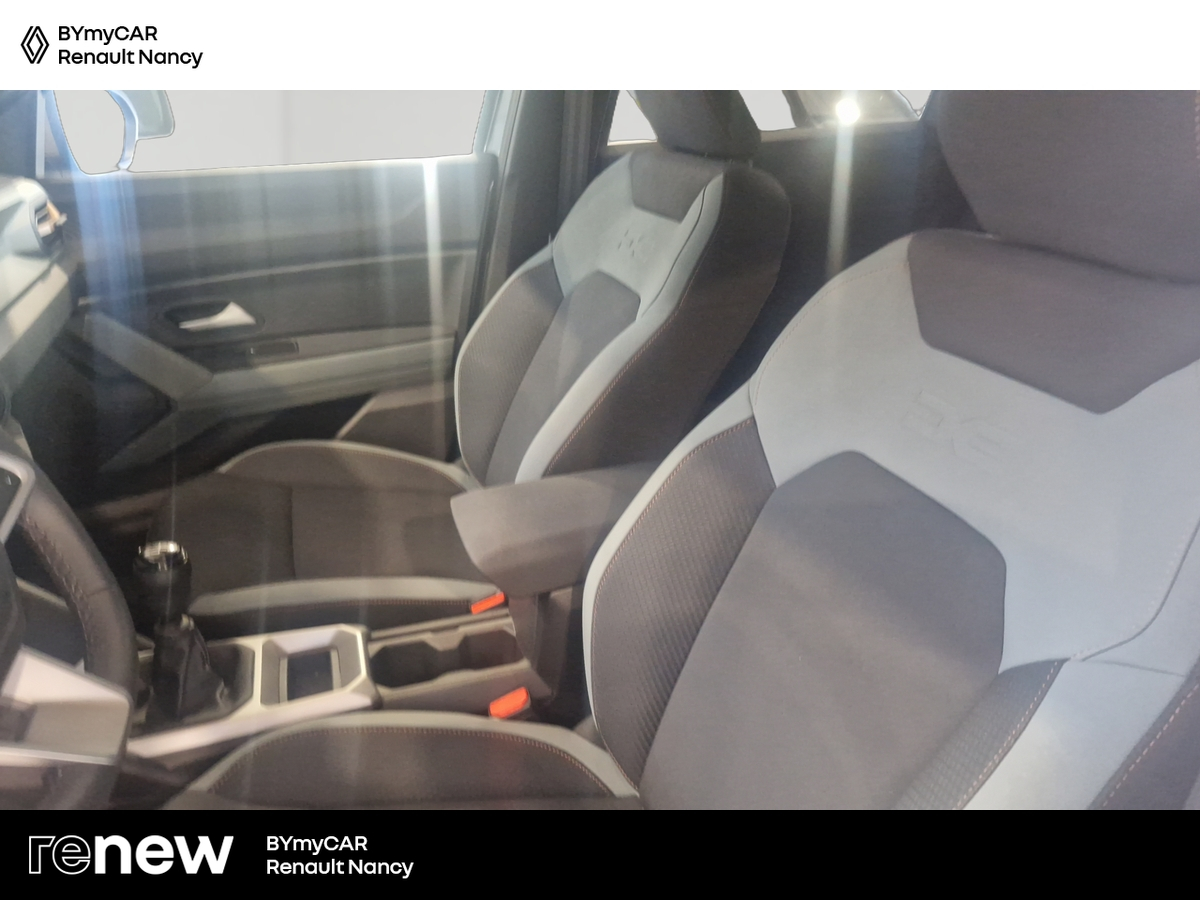 Dacia Bigster Mild Hybrid 140 — photo 11