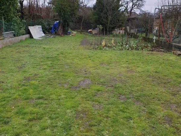 Terrain 410 m²
