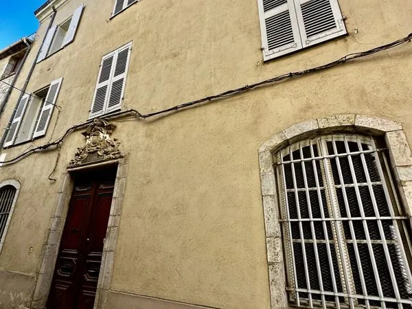 Immeuble 525 m²