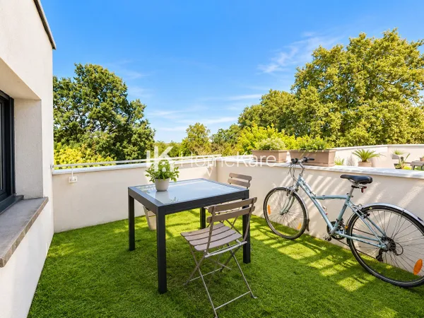 VOUS HÉSITEZ ENTRE APPARTEMENT ET MAISON ?
