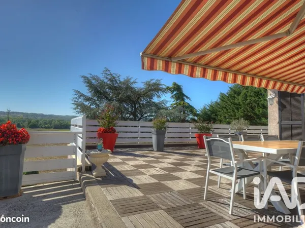 Propriété 7 pièces 185 m²