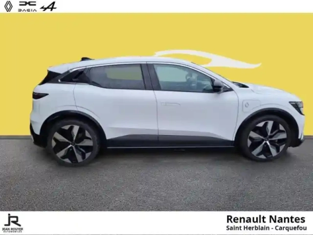 Renault Megane e-tech electric ev60 220ch techno optimum charge — photo 5